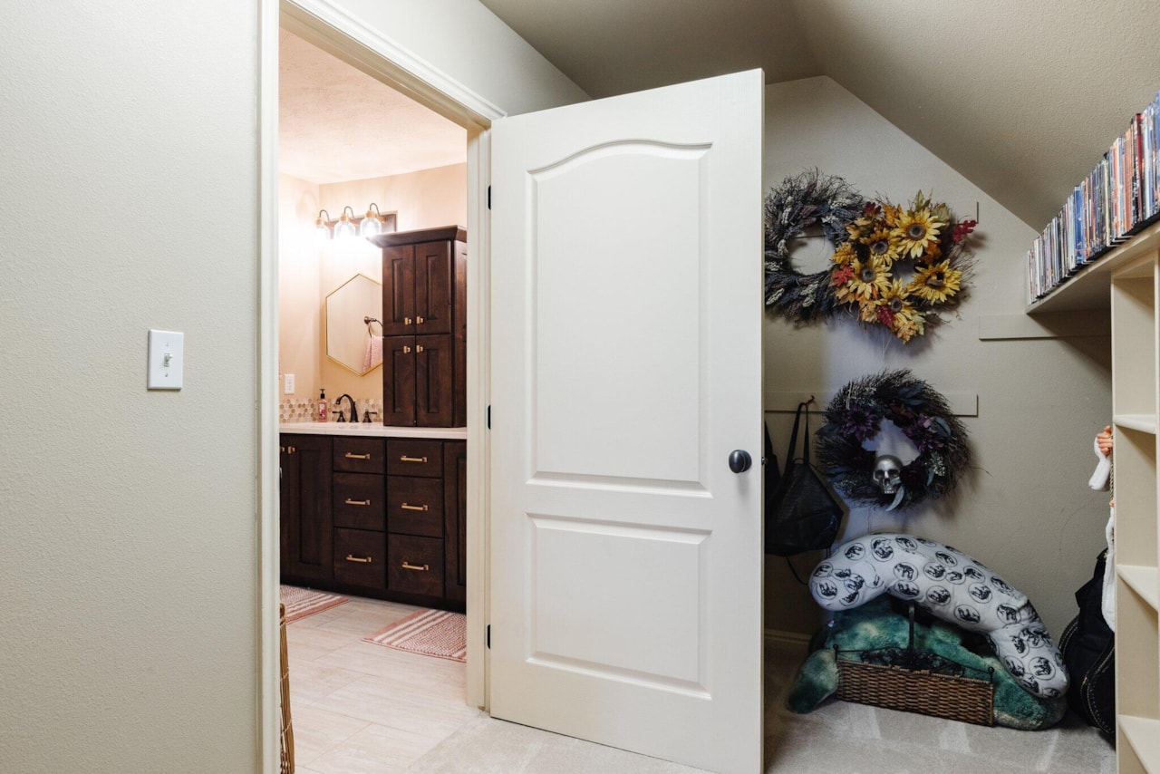 214 N 1160 W  W St George, UT 84770 home for sale, MLS#25-263096 - Erika Rogers Photo 46