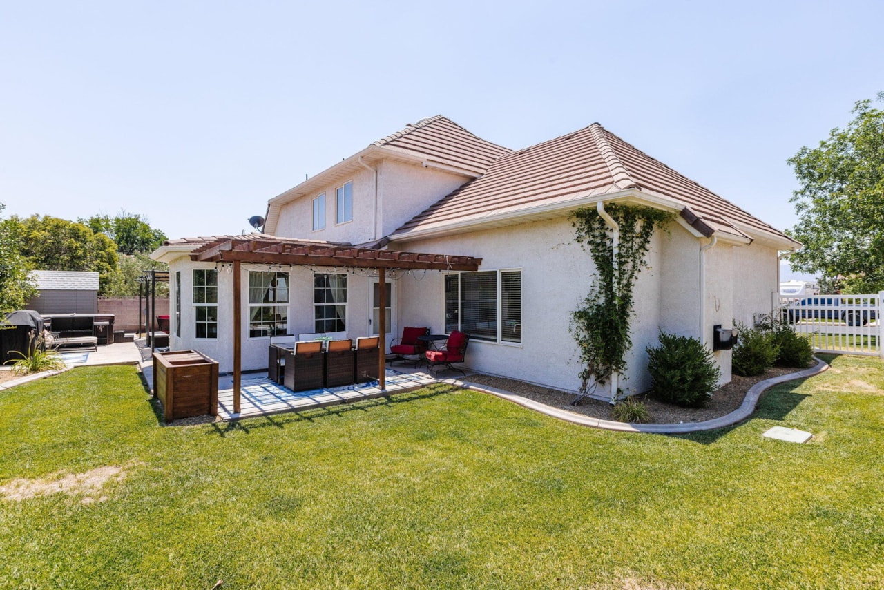 214 N 1160 W  W St George, UT 84770 home for sale, MLS#25-263096 - Erika Rogers Photo 49