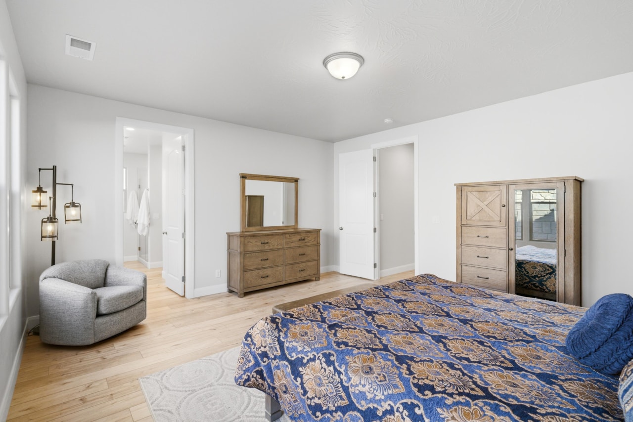 438 W Camino Oso Washington, UT 84780 home for sale, MLS#25-267686 - Erika Rogers Photo 5