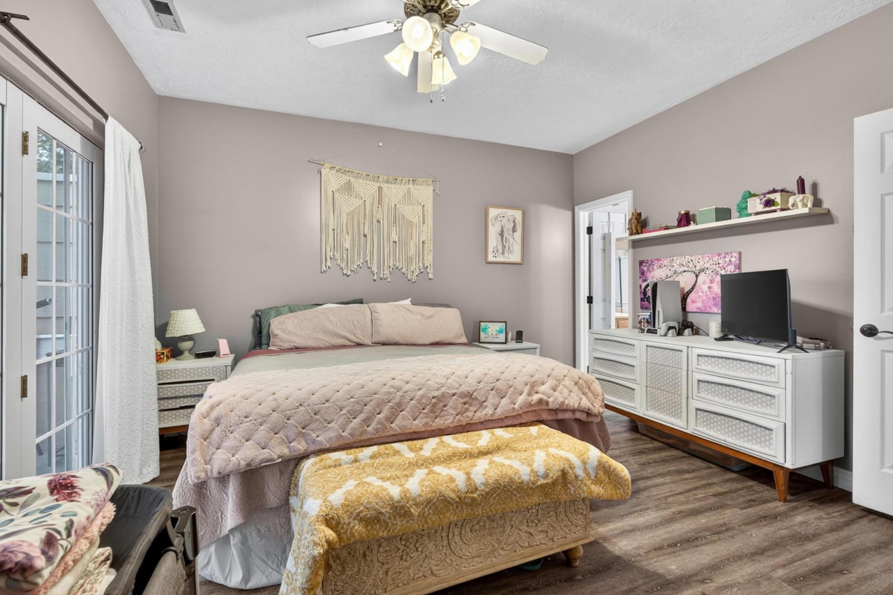 345 N 2450 #120 St George, UT 84790 home for sale, MLS#25-266063 - Erika Rogers Photo 16