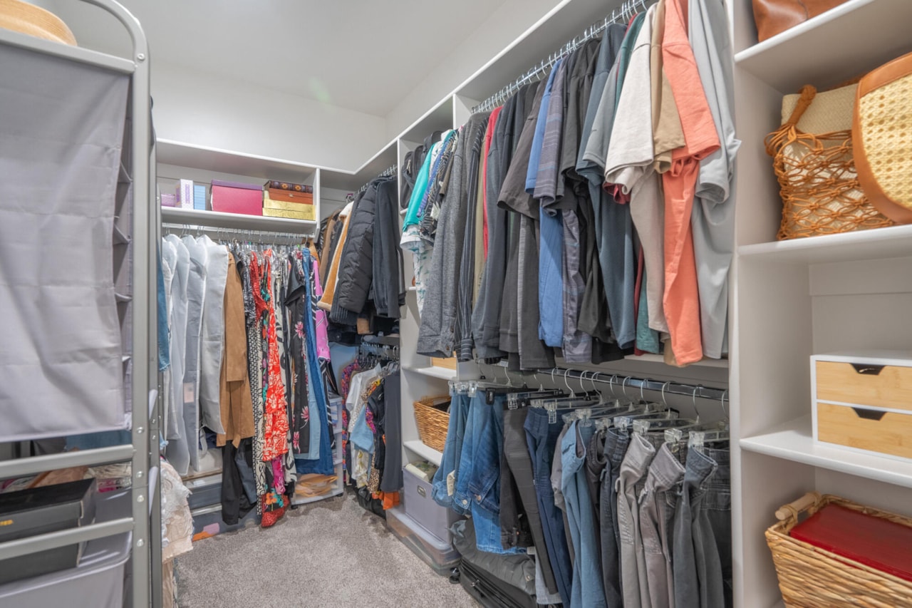 1019 W Jonathon DR Washington, UT 84780 home for sale, MLS#25-267691 - Erika Rogers Photo 15