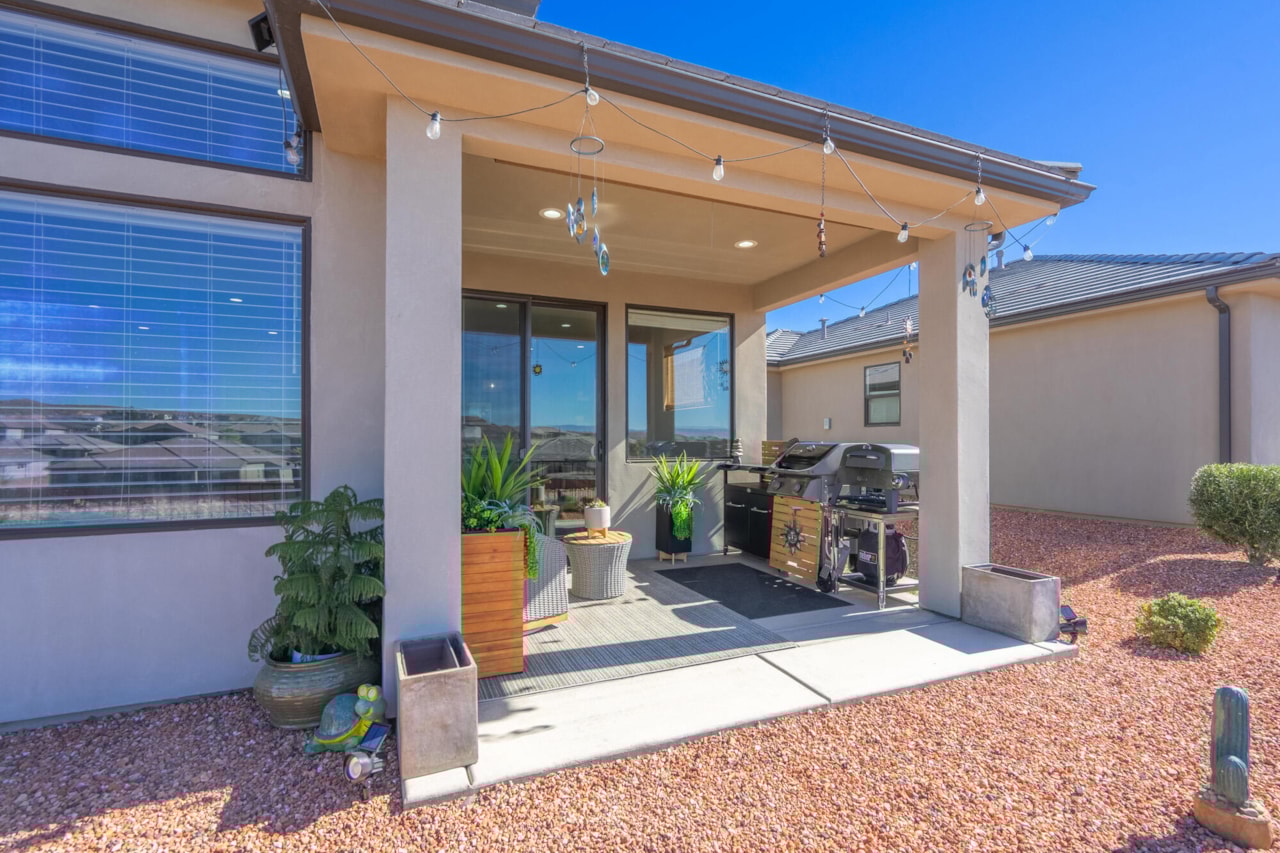 1019 W Jonathon DR Washington, UT 84780 home for sale, MLS#25-267691 - Erika Rogers Photo 36