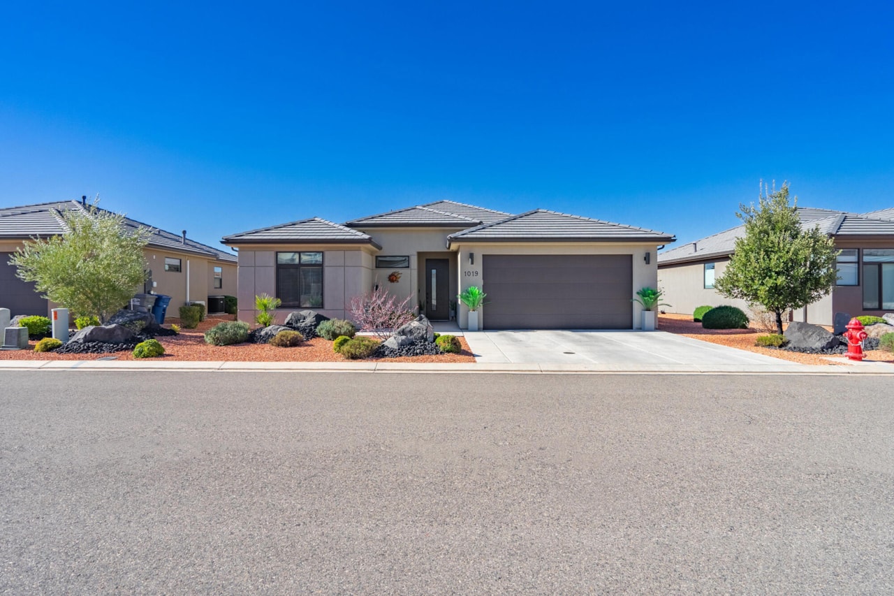 1019 W Jonathon DR Washington, UT 84780 home for sale, MLS#25-267691 - Erika Rogers Photo 44