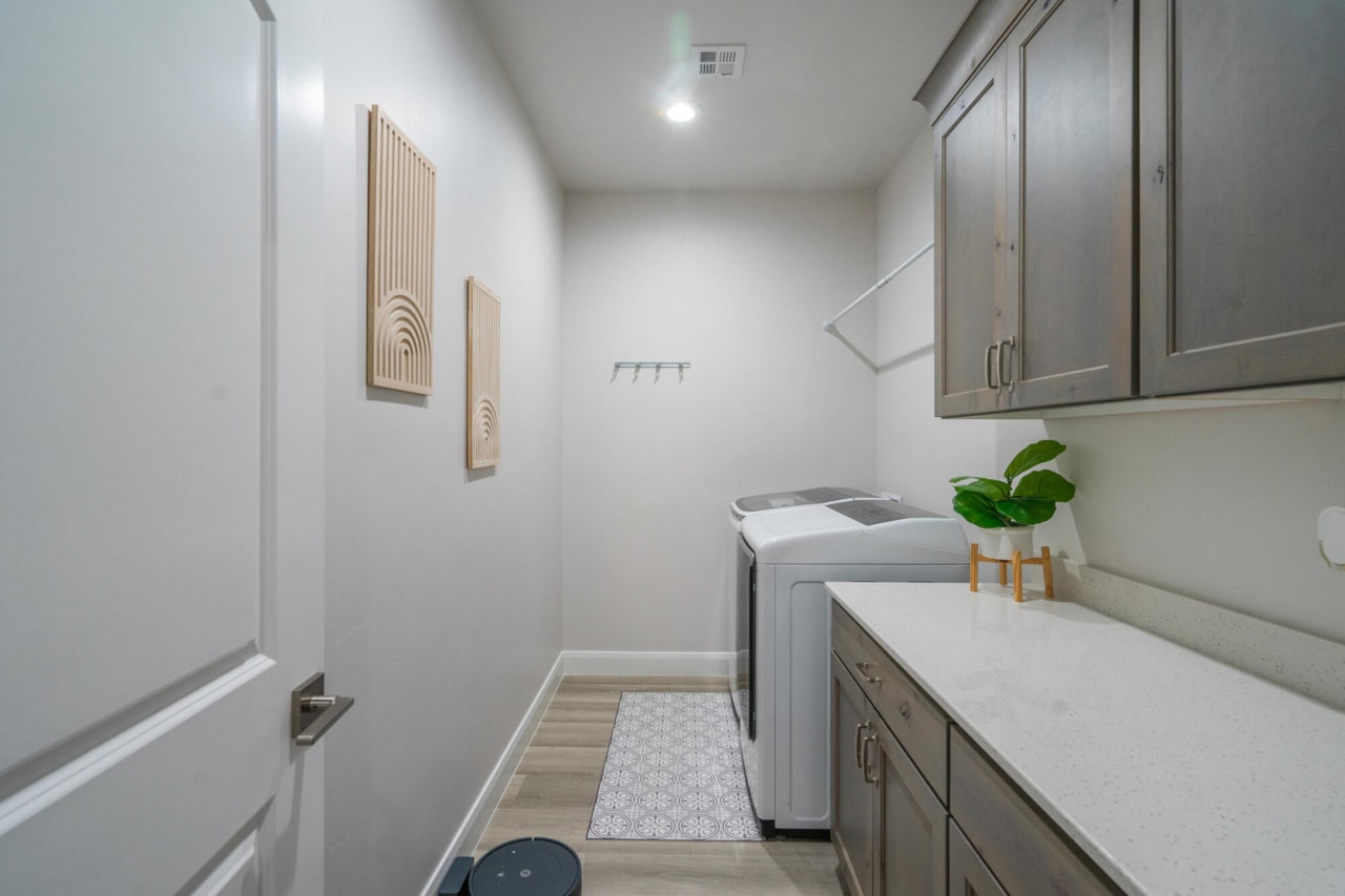 1019 W Jonathon DR Washington, UT 84780 home for sale, MLS#25-267691 - Erika Rogers Photo 49