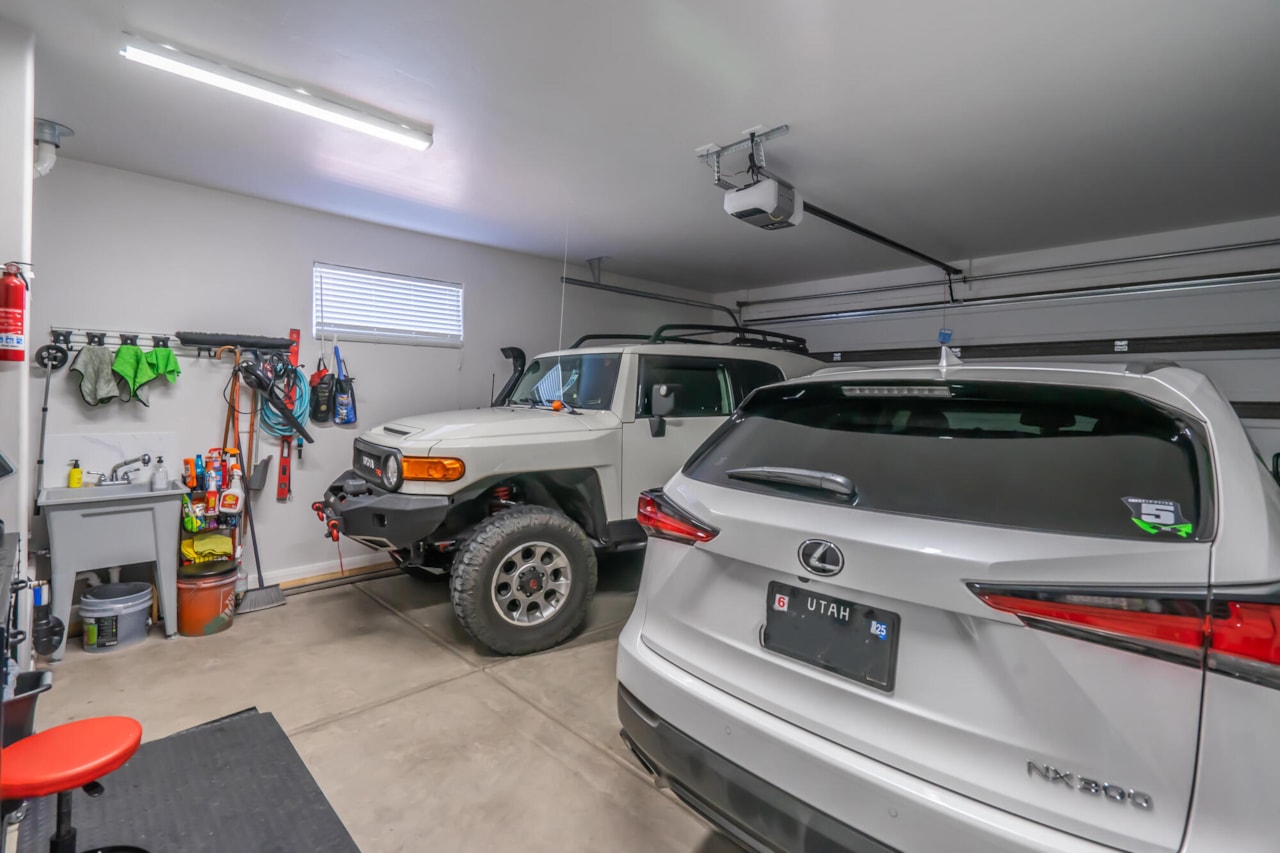 1019 W Jonathon DR Washington, UT 84780 home for sale, MLS#25-267691 - Erika Rogers Photo 50