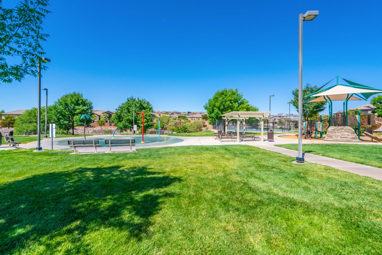 1019 W Jonathon DR Washington, UT 84780 home for sale, MLS#25-267691 - Erika Rogers Photo 62