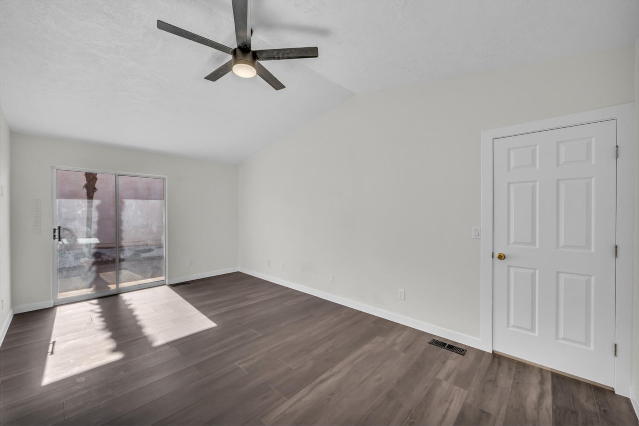 1331 N Dixie Downs RD #100 St George, UT 84770 home for sale, MLS#25-263745 - Erika Rogers Photo 8