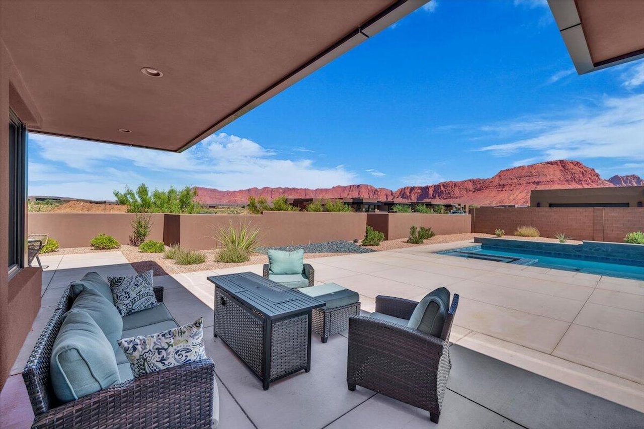 589 S Juniper Way Ivins, UT 84738 home for sale, MLS#25-264188 - Erika Rogers Photo 35