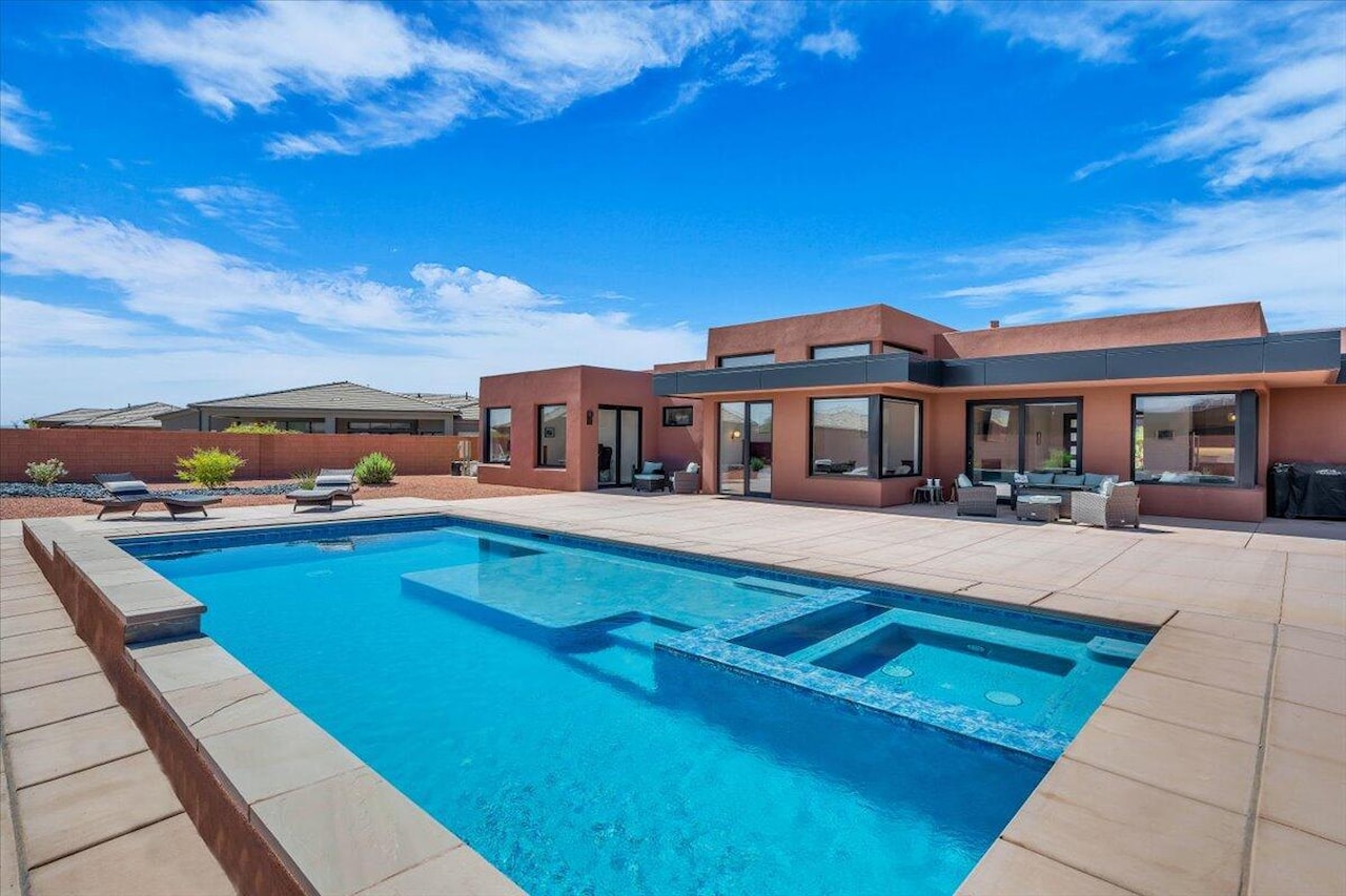 589 S Juniper Way Ivins, UT 84738 home for sale, MLS#25-264188 - Erika Rogers Photo 40