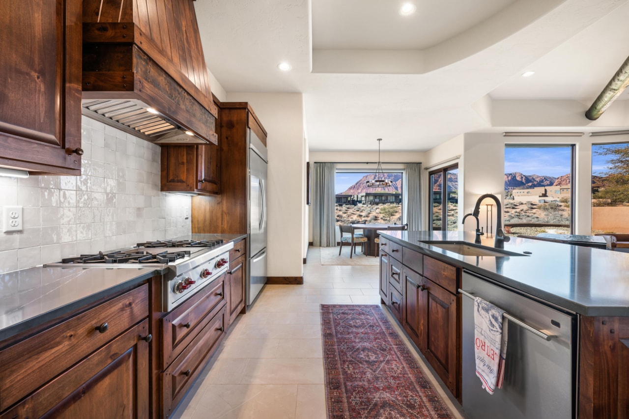 3052 N Snow Canyon #105 St George, UT 84770 home for sale, MLS#25-265912 - Erika Rogers Photo 8