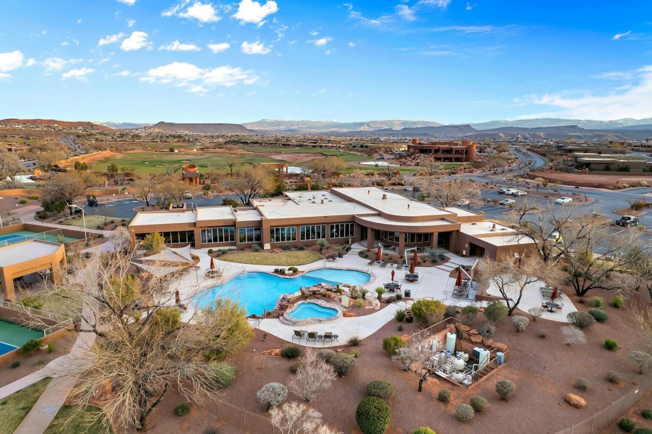 3052 N Snow Canyon #105 St George, UT 84770 home for sale, MLS#25-265912 - Erika Rogers Photo 24