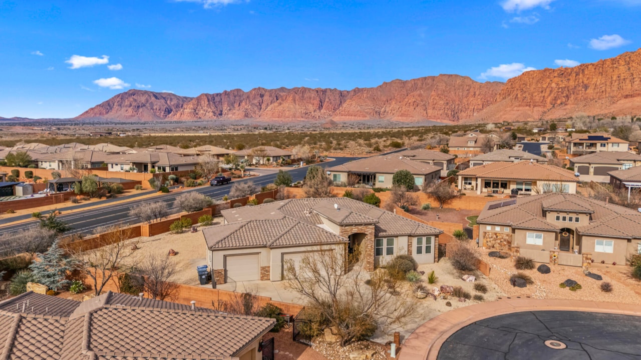 143 N Cortez Trl Ivins, UT 84738 home for sale, MLS#25-267693 - Erika Rogers Photo 22