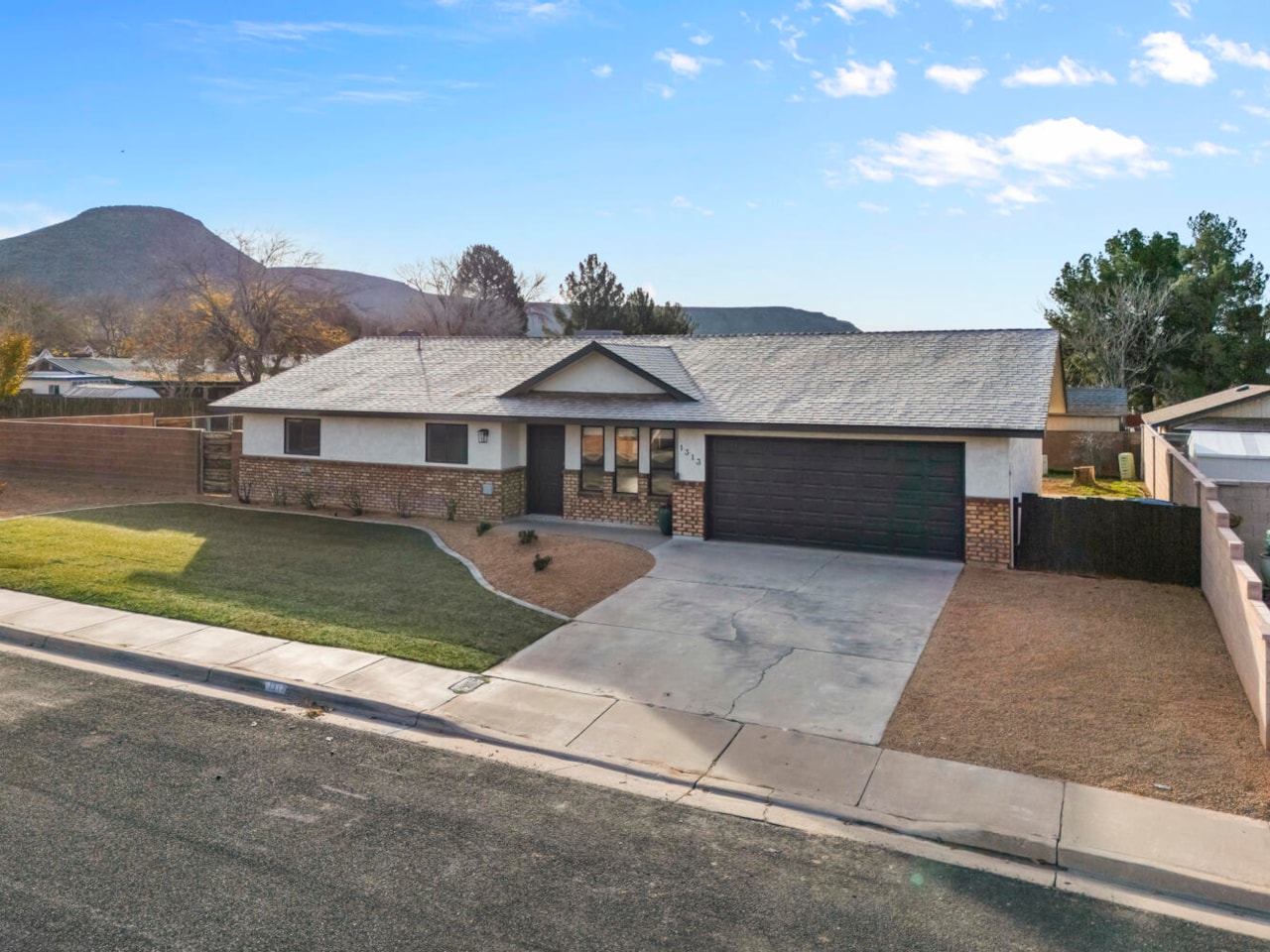 1313 W 750  N St George, UT 84770 home for sale, MLS#25-267695 - Erika Rogers Photo 3
