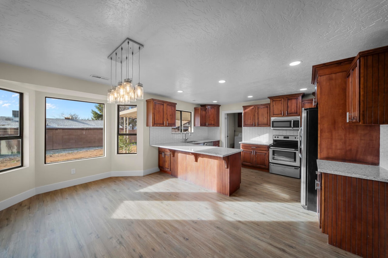 1313 W 750  N St George, UT 84770 home for sale, MLS#25-267695 - Erika Rogers Photo 10