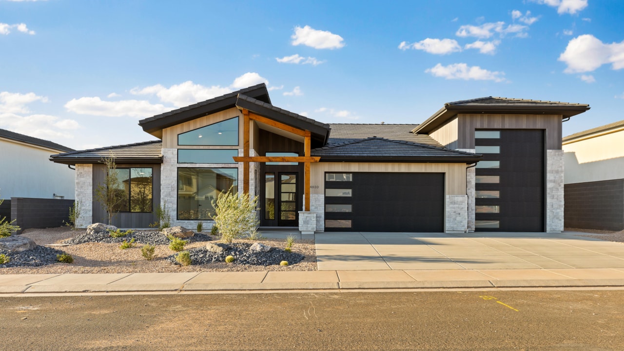 4810 W 1930  S Hurricane, UT 84737 home for sale, MLS#25-258522 - Erika Rogers