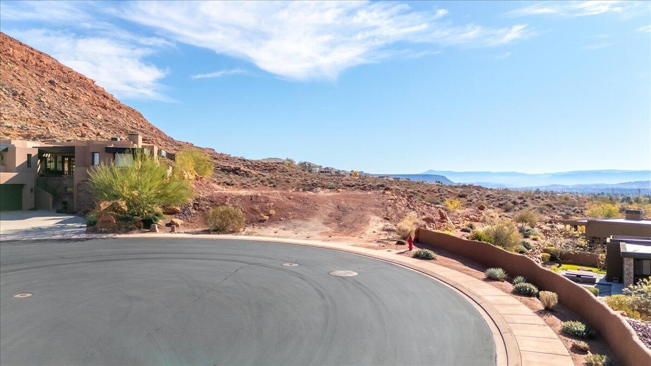 N Kachina Vistas CIR St George, UT 84770 lot for sale, MLS#26-267698 - Erika Rogers Photo 2