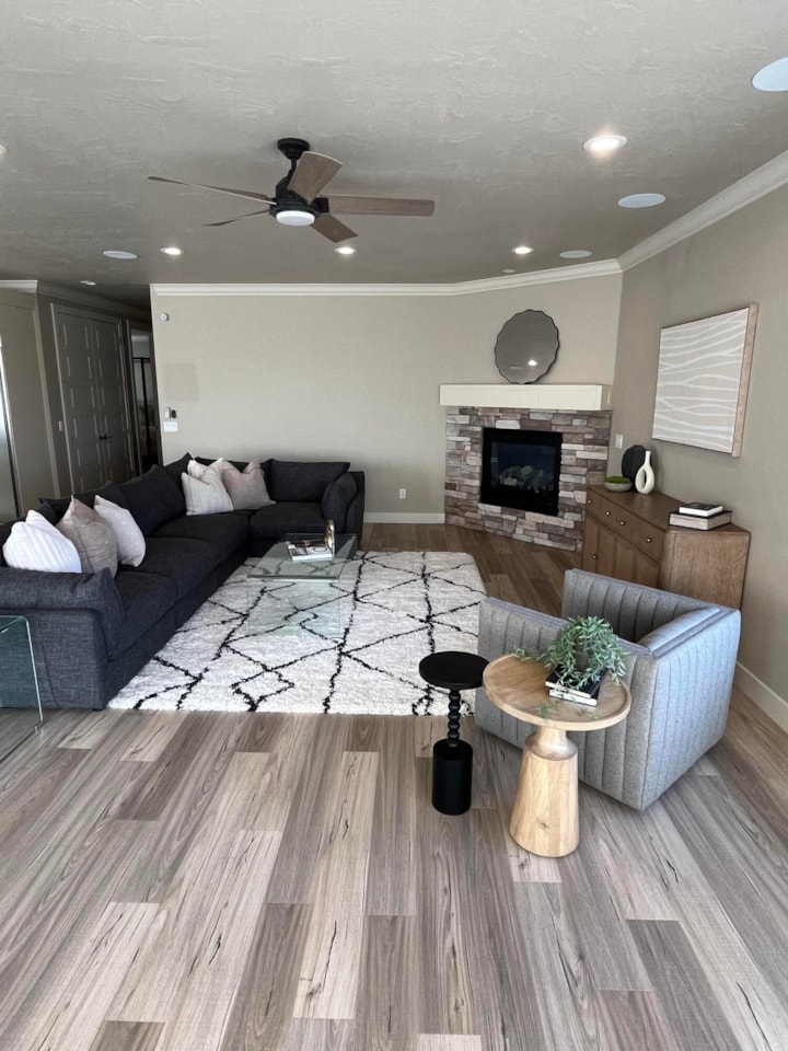 232 S Acantilado CIR St George, UT 84790 home for sale, MLS#25-263353 - Erika Rogers Photo 8