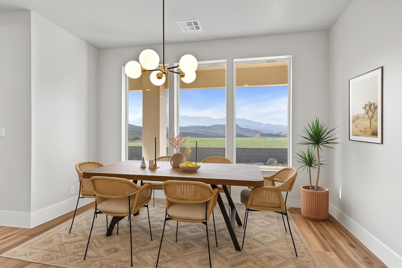 4810 W 1930  S Hurricane, UT 84737 home for sale, MLS#25-258522 - Erika Rogers Photo 11