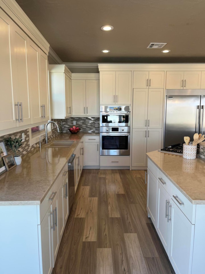 232 S Acantilado CIR St George, UT 84790 home for sale, MLS#25-263353 - Erika Rogers Photo 13