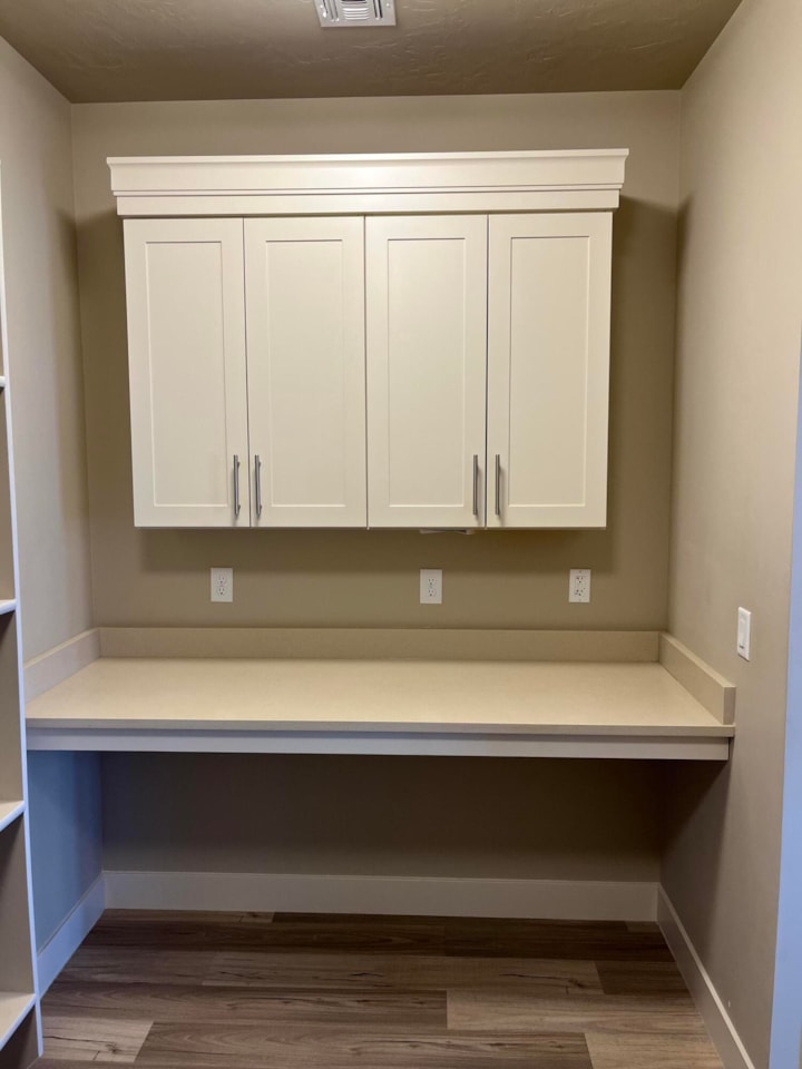 232 S Acantilado CIR St George, UT 84790 home for sale, MLS#25-263353 - Erika Rogers Photo 20