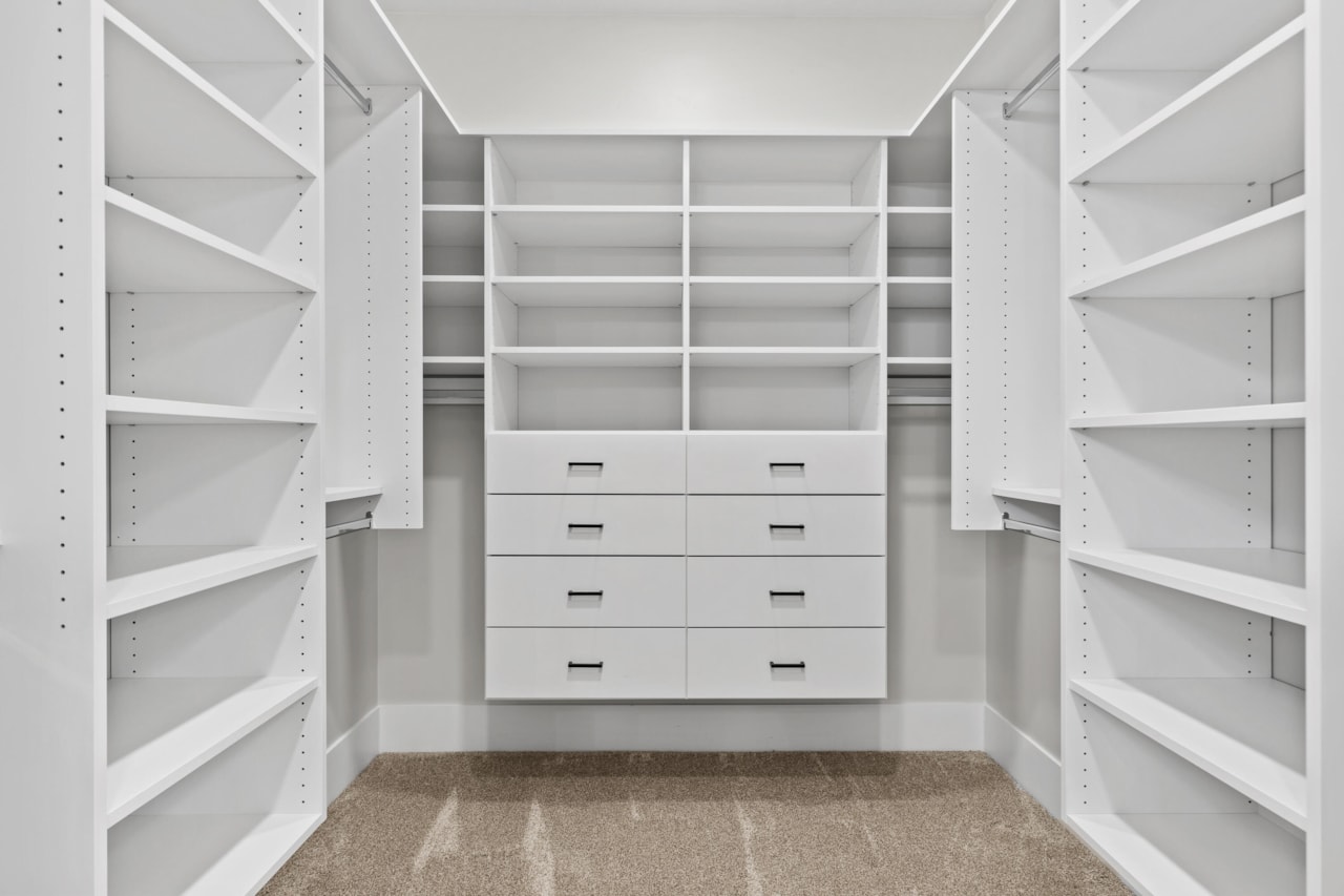 4810 W 1930  S Hurricane, UT 84737 home for sale, MLS#25-258522 - Erika Rogers Photo 19