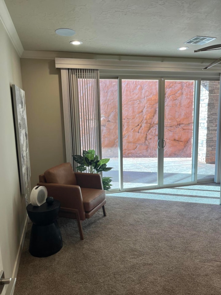 232 S Acantilado CIR St George, UT 84790 home for sale, MLS#25-263353 - Erika Rogers Photo 27