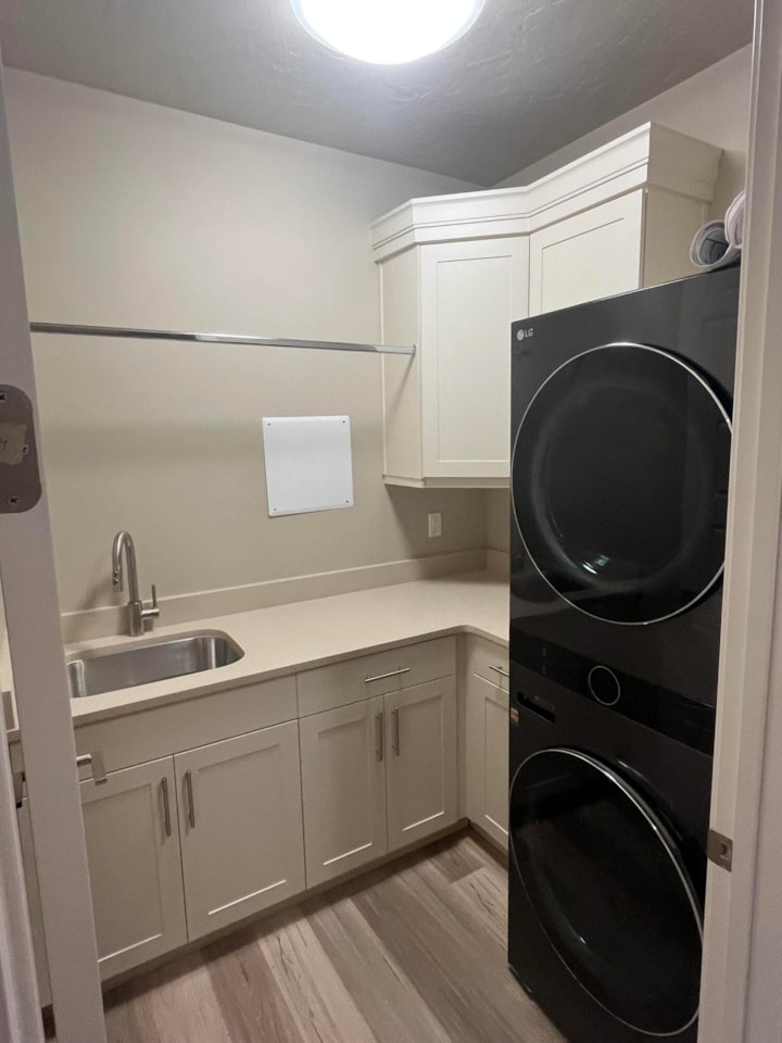 232 S Acantilado CIR St George, UT 84790 home for sale, MLS#25-263353 - Erika Rogers Photo 37