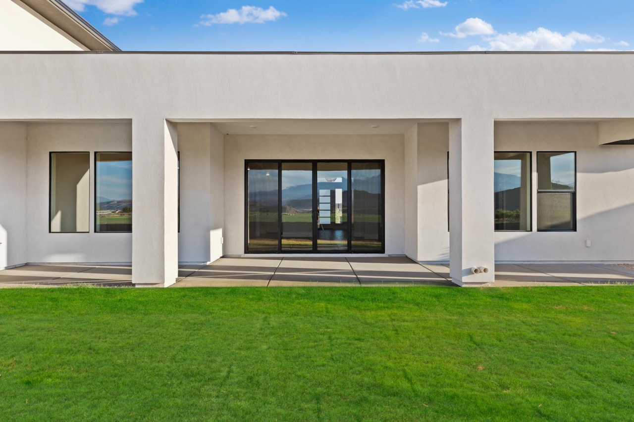 4810 W 1930  S Hurricane, UT 84737 home for sale, MLS#25-258522 - Erika Rogers Photo 43