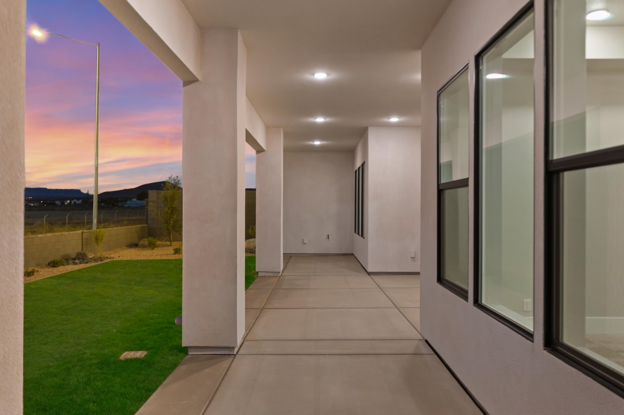 4810 W 1930  S Hurricane, UT 84737 home for sale, MLS#25-258522 - Erika Rogers Photo 46