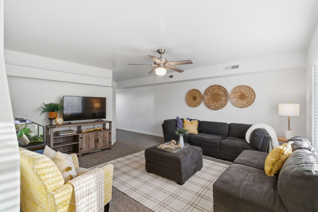 1735 W 540  N #2302 St George, UT 84770 home for sale, MLS#25-266766 - Erika Rogers Photo 5