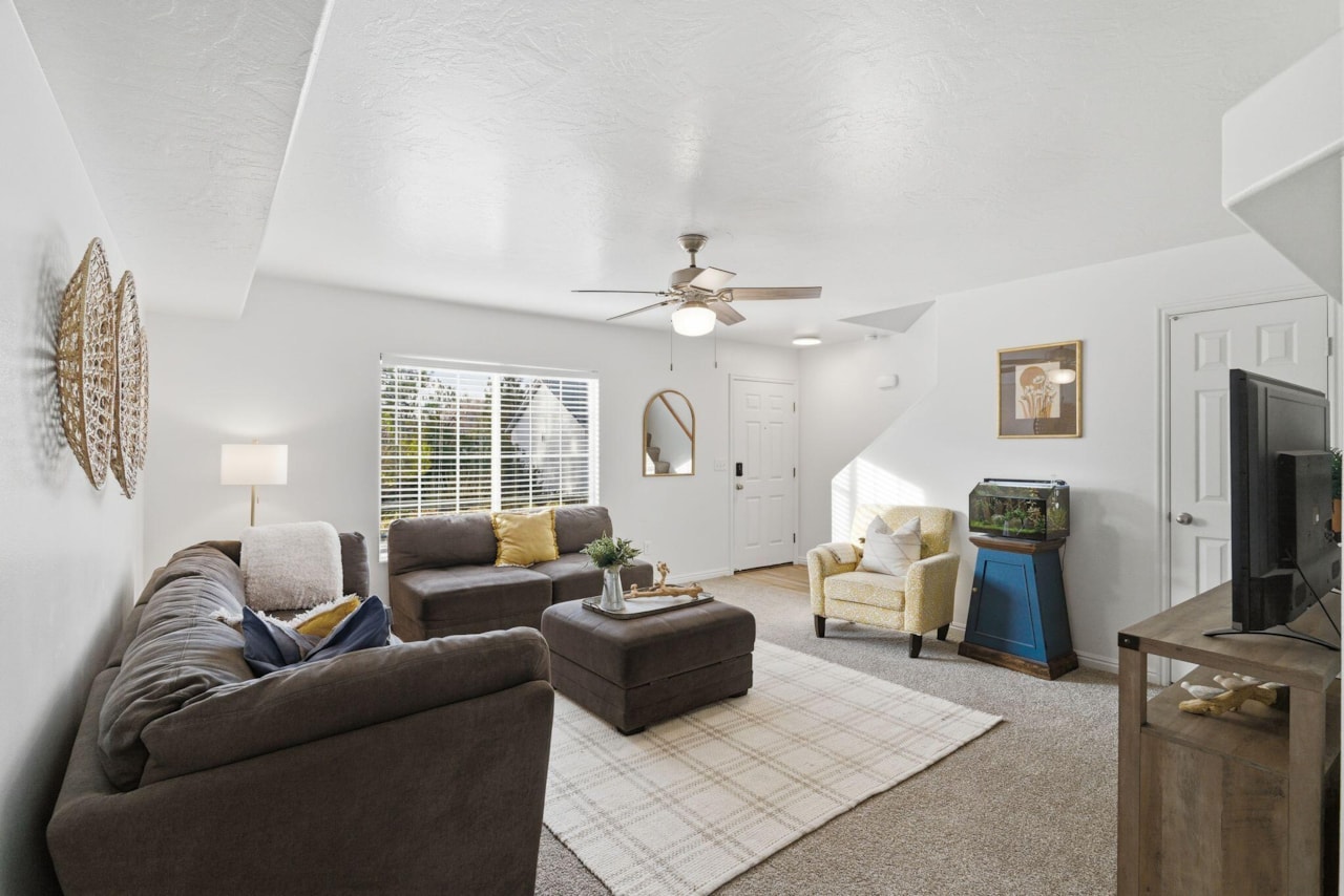 1735 W 540  N #2302 St George, UT 84770 home for sale, MLS#25-266766 - Erika Rogers Photo 6