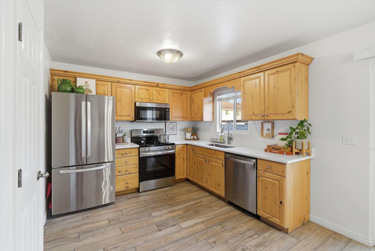 1735 W 540  N #2302 St George, UT 84770 home for sale, MLS#25-266766 - Erika Rogers Photo 7