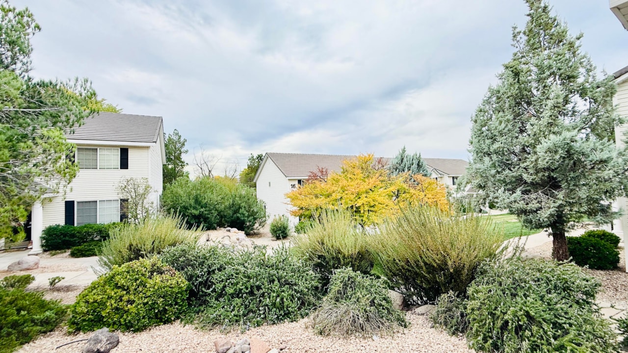 1735 W 540  N #2302 St George, UT 84770 home for sale, MLS#25-266766 - Erika Rogers Photo 32