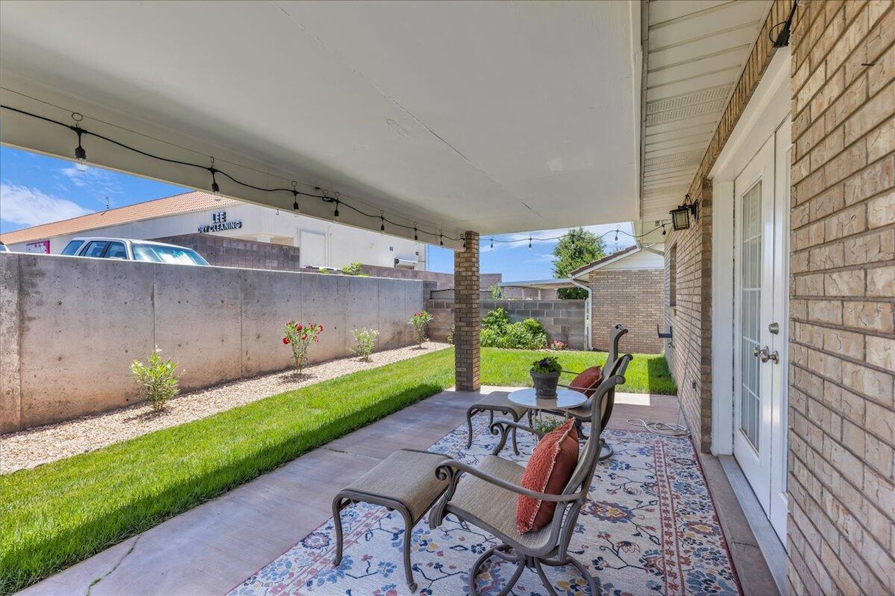 1090 E 700 S #24 St George, UT 84790 home for sale, MLS#25-262276 - Erika Rogers Photo 3