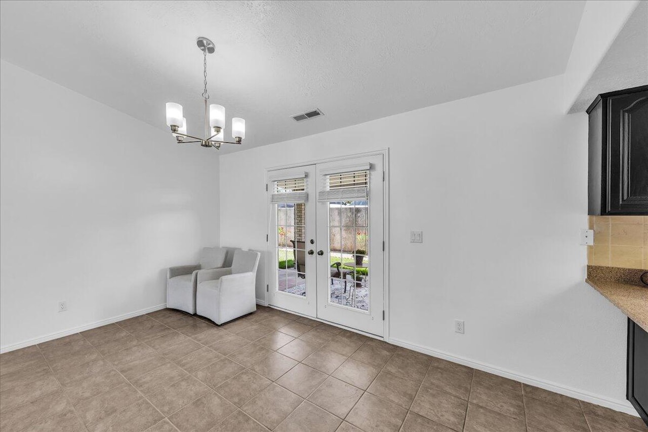 1090 E 700 S #24 St George, UT 84790 home for sale, MLS#25-262276 - Erika Rogers Photo 8