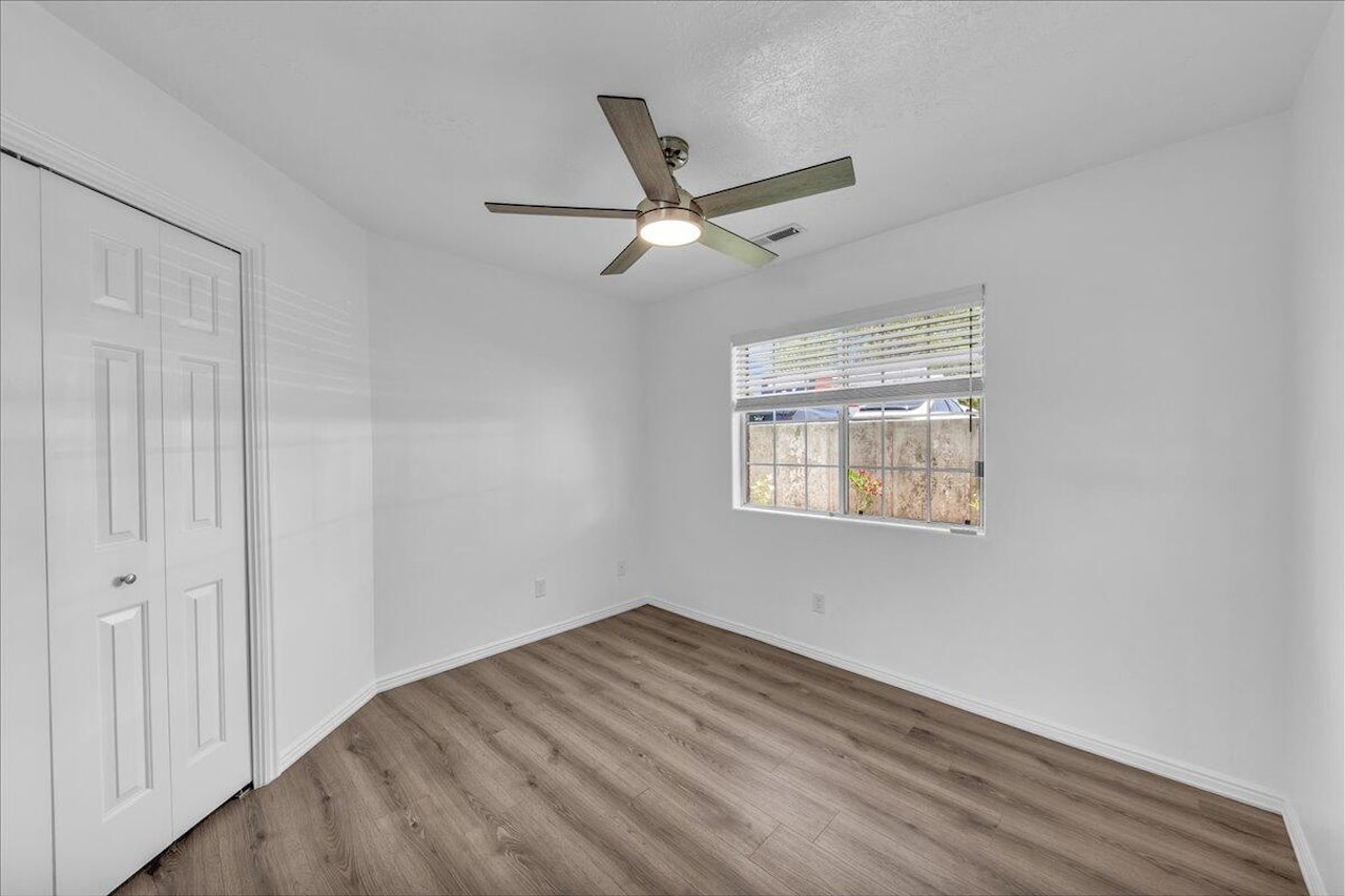 1090 E 700 S #24 St George, UT 84790 home for sale, MLS#25-262276 - Erika Rogers Photo 9