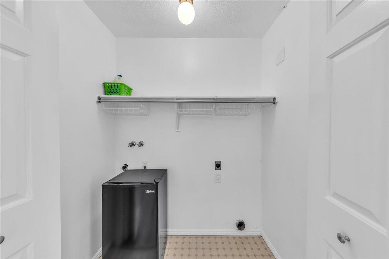 1090 E 700 S #24 St George, UT 84790 home for sale, MLS#25-262276 - Erika Rogers Photo 15