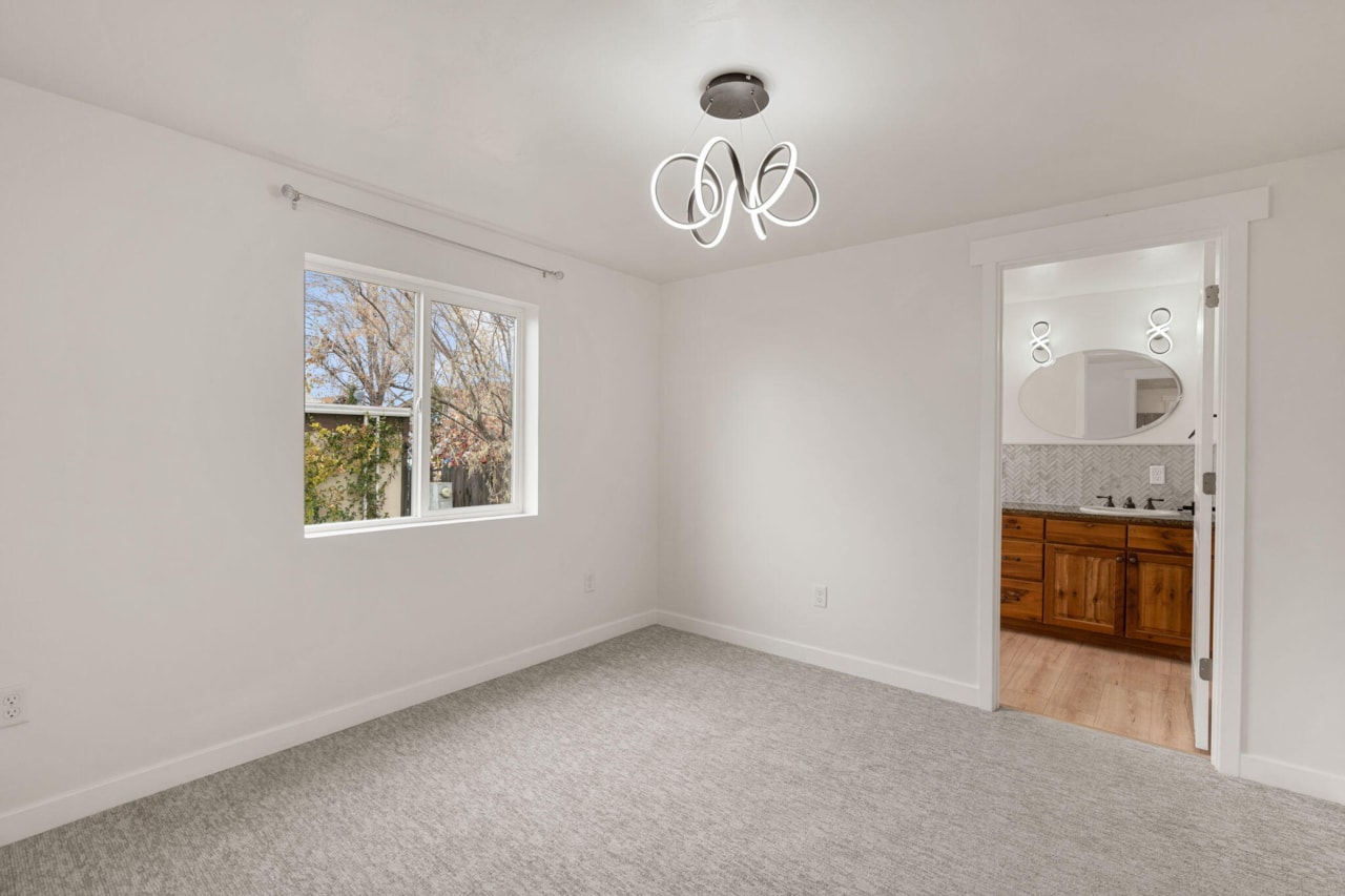 1450 N Dixie Downs RD #148 St George, UT 84770 home for sale, MLS#25-267102 - Erika Rogers Photo 10