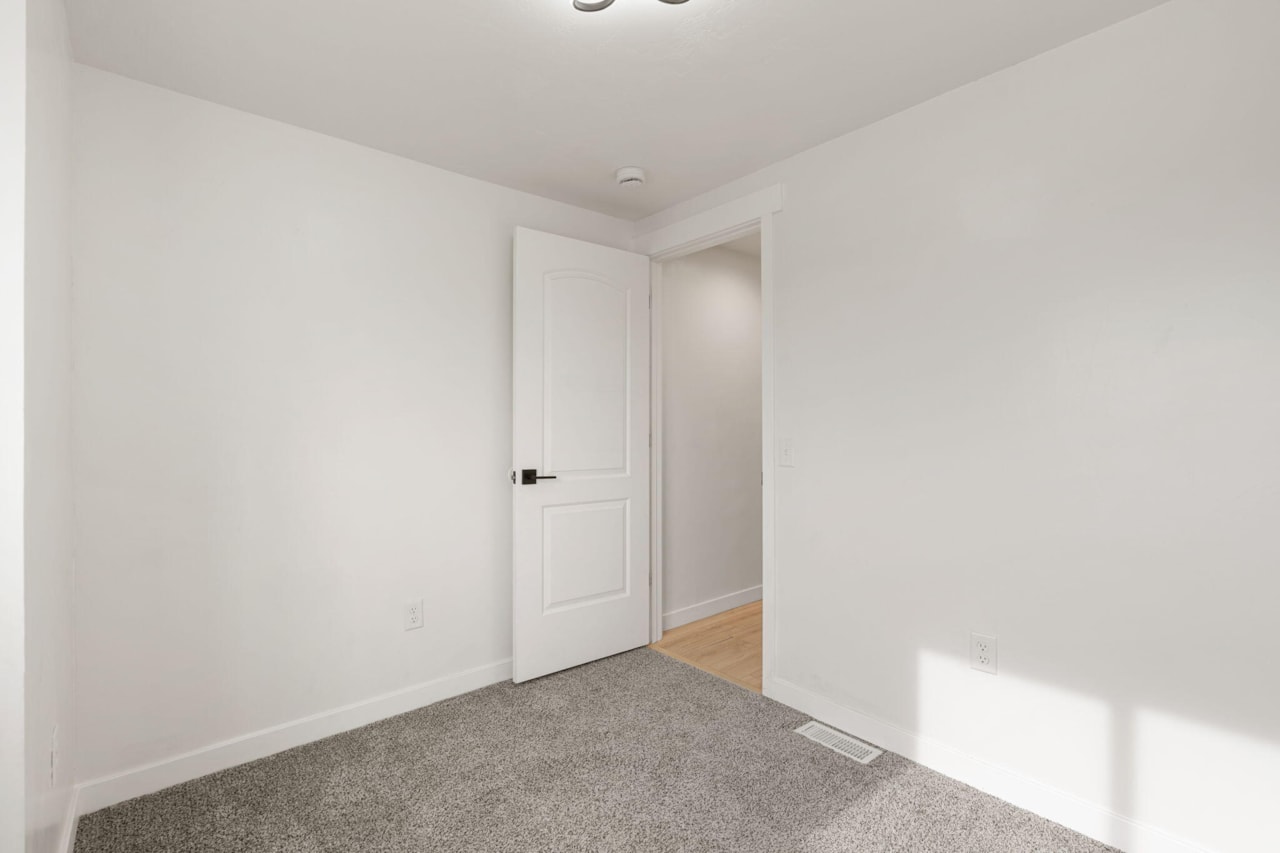 1450 N Dixie Downs RD #148 St George, UT 84770 home for sale, MLS#25-267102 - Erika Rogers Photo 22