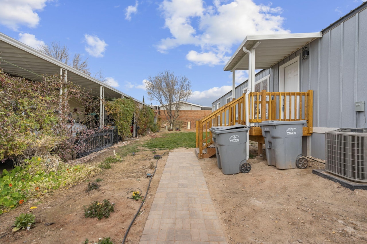 1450 N Dixie Downs RD #148 St George, UT 84770 home for sale, MLS#25-267102 - Erika Rogers Photo 24