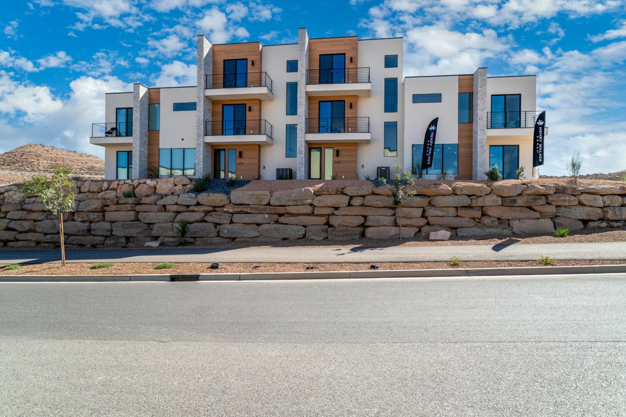 2785 Silver Cholla LN #74 St George, UT 84770 home for sale, MLS#26-267708 - Erika Rogers Photo 4