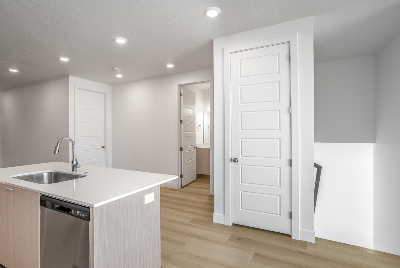 2785 Silver Cholla LN #74 St George, UT 84770 home for sale, MLS#26-267708 - Erika Rogers Photo 7