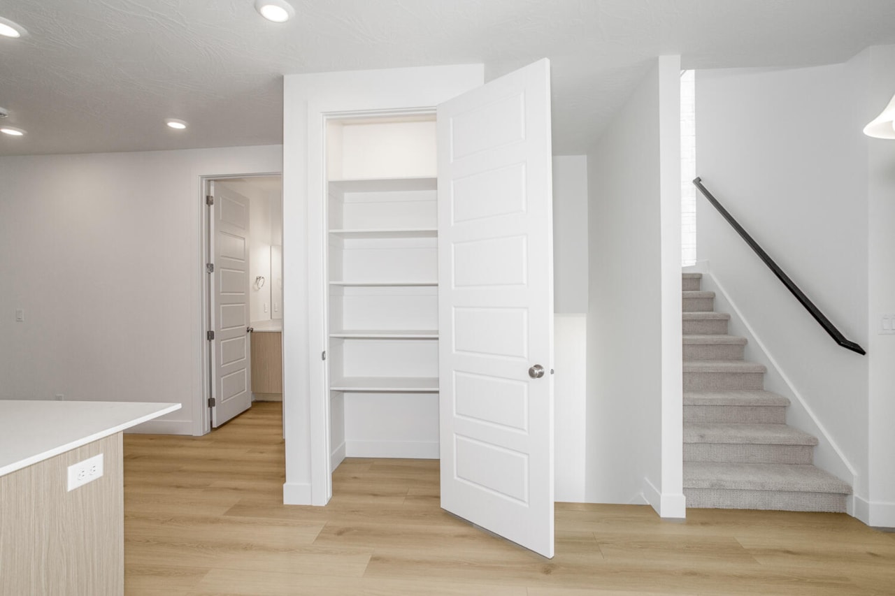 2785 Silver Cholla LN #74 St George, UT 84770 home for sale, MLS#26-267708 - Erika Rogers Photo 8