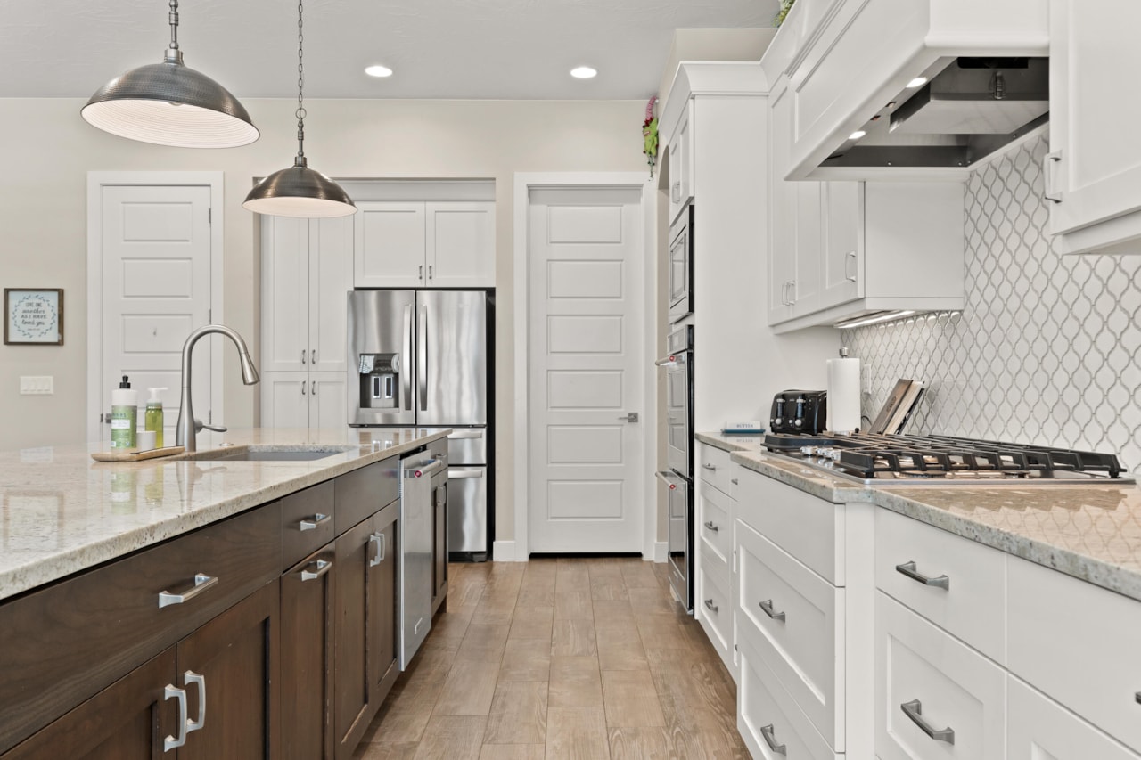 1846 S 2940 ST E St George, UT 84790 home for sale, MLS#26-267709 - Erika Rogers Photo 6