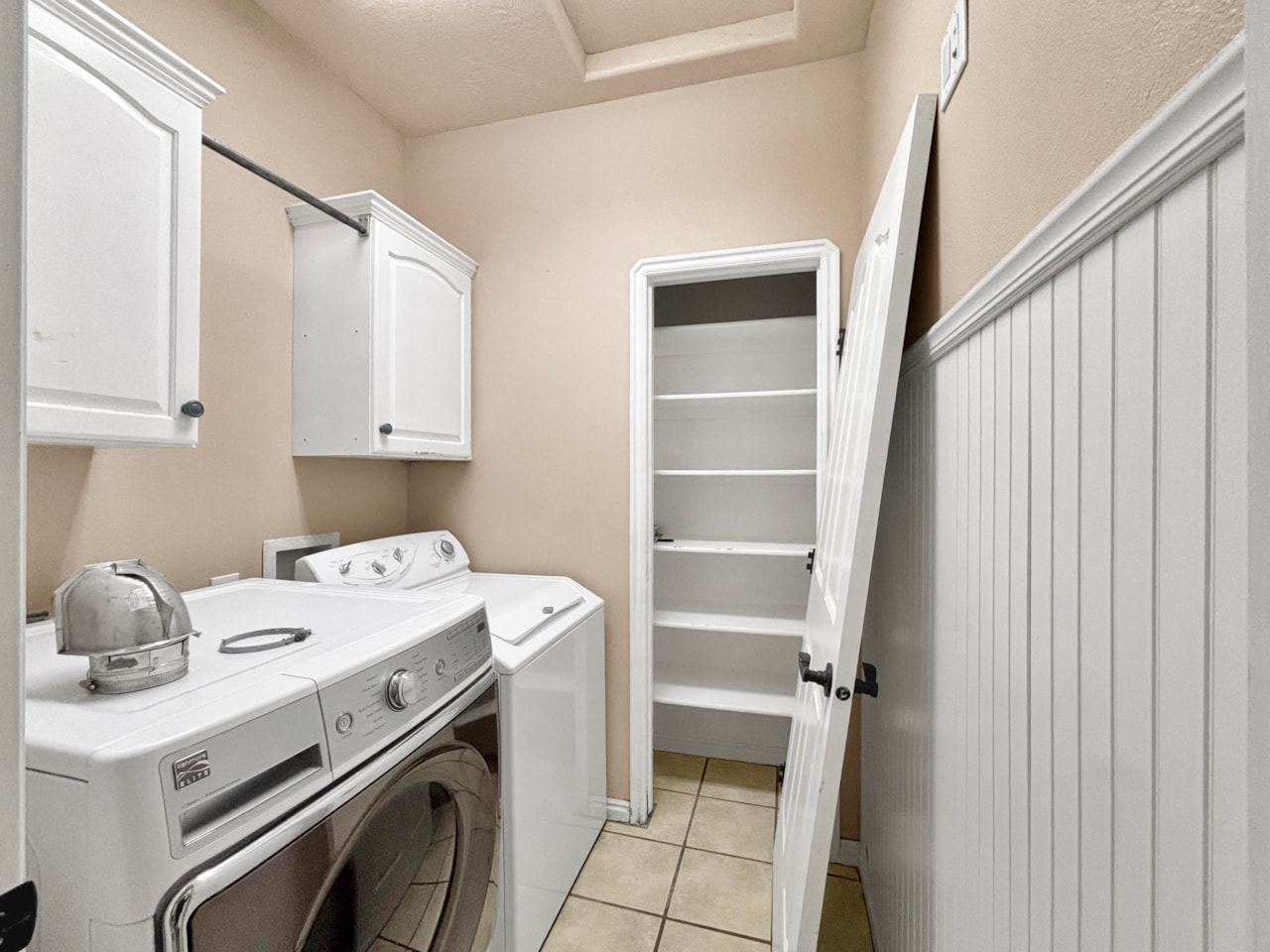 2368 S Coletero Washington, UT 84780 home for sale, MLS#25-267660 - Erika Rogers Photo 17