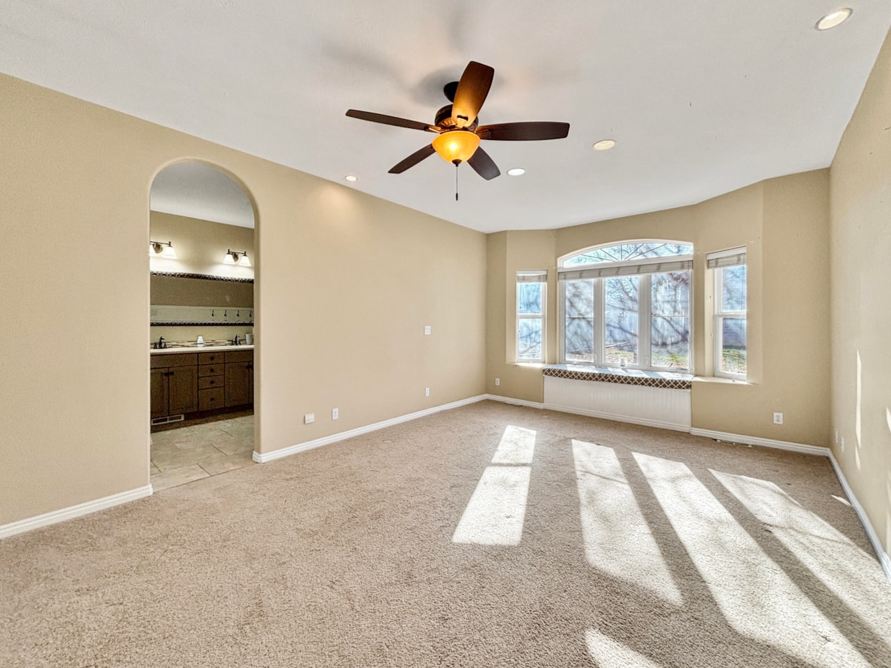 2368 S Coletero Washington, UT 84780 home for sale, MLS#25-267660 - Erika Rogers Photo 18