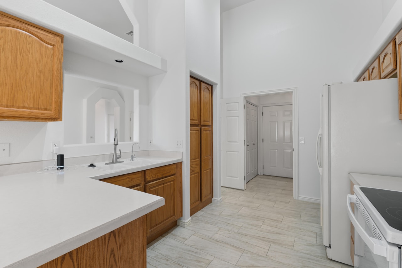 1186 E 900  S #37 St George, UT 84790 home for sale, MLS#25-267700 - Erika Rogers Photo 13