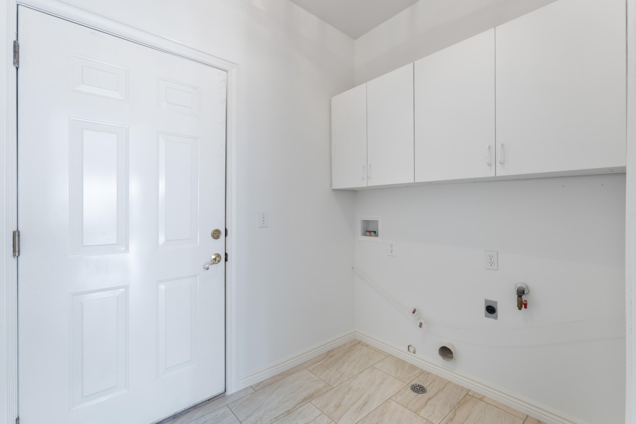 1186 E 900  S #37 St George, UT 84790 home for sale, MLS#25-267700 - Erika Rogers Photo 17