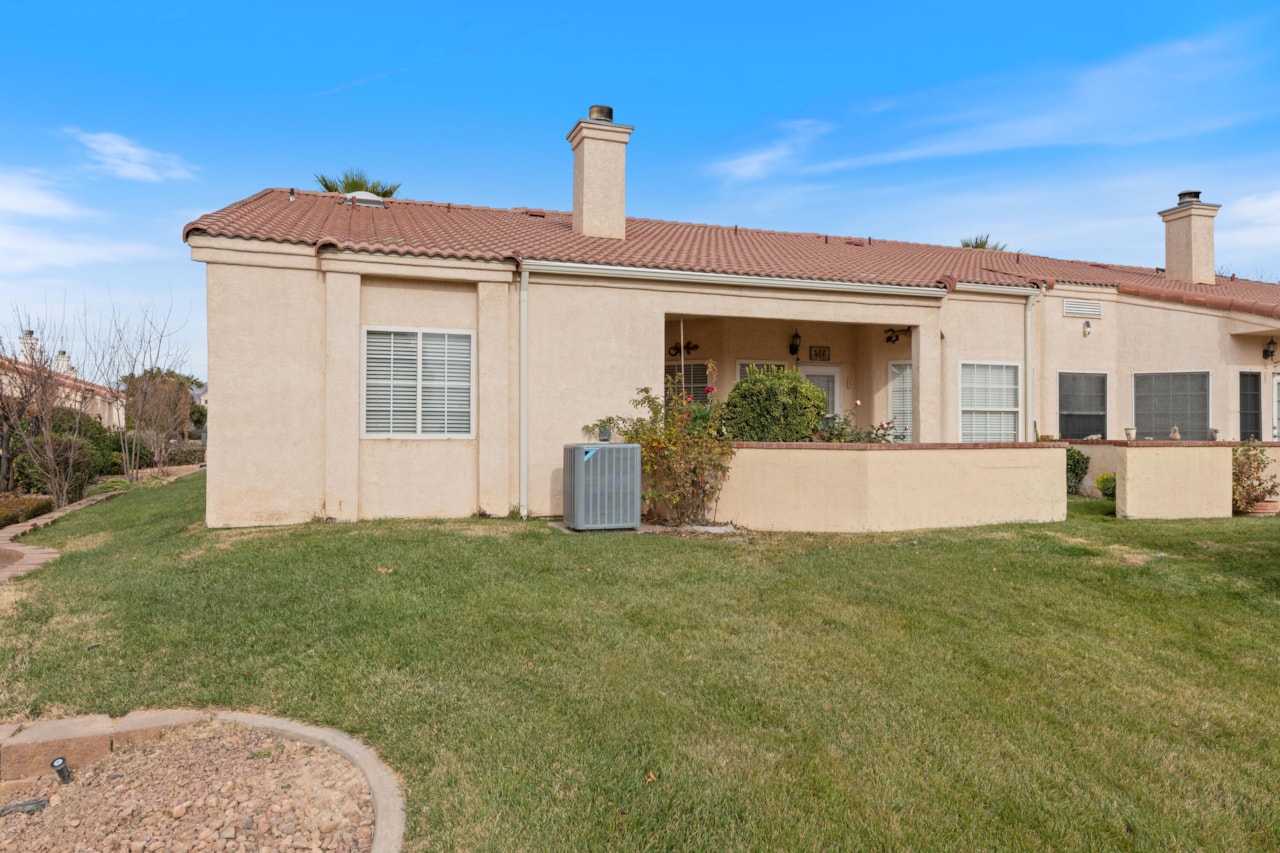 1186 E 900  S #37 St George, UT 84790 home for sale, MLS#25-267700 - Erika Rogers Photo 30