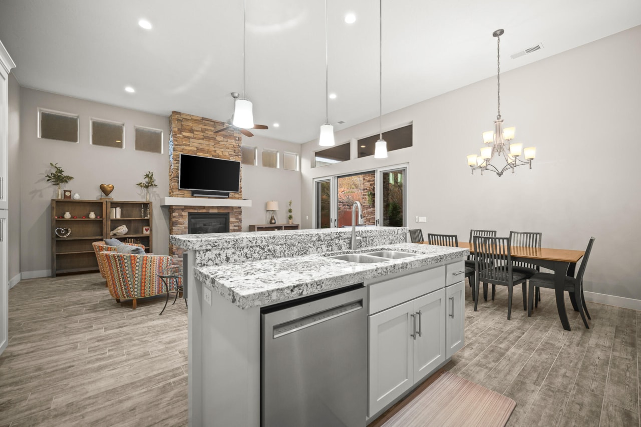 2139 W Cougar Rock #150 St George, UT 84770 home for sale, MLS#26-267713 - Erika Rogers Photo 19